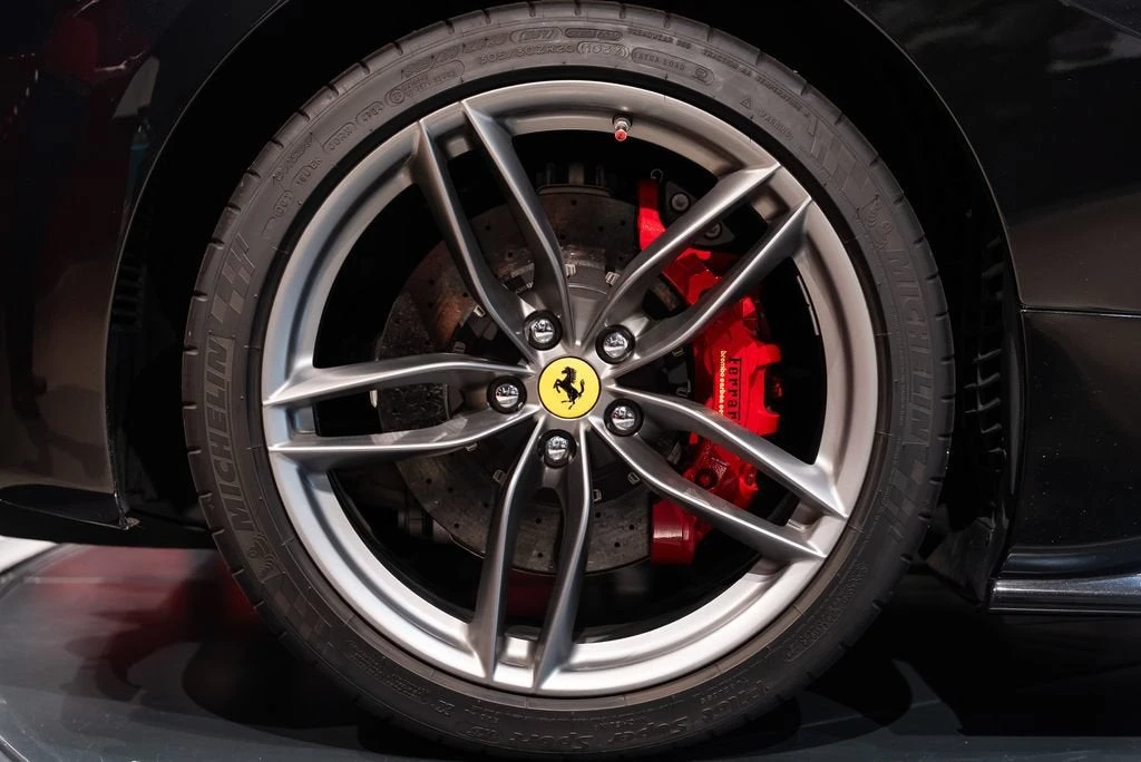 2019 Ferrari 488 Spider - Image 14 of 31