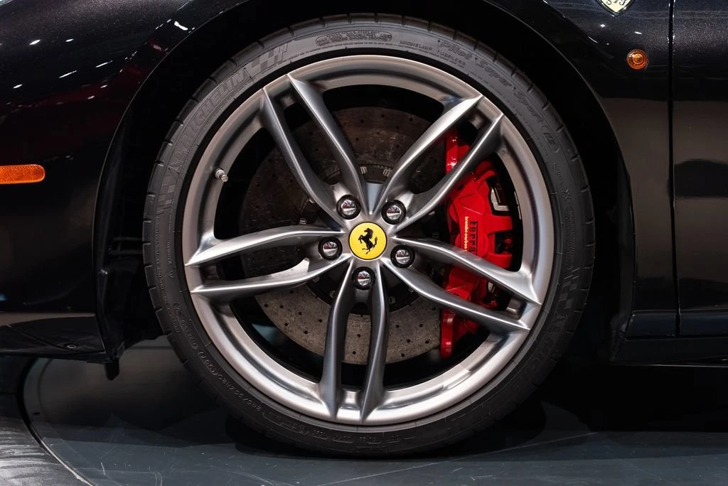 2019 Ferrari 488 Spider - Image 12 of 31