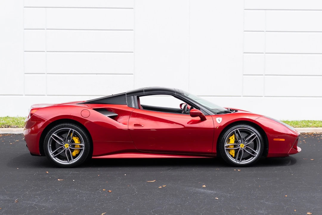 2019 Ferrari 488 Spider - Image 15 of 31