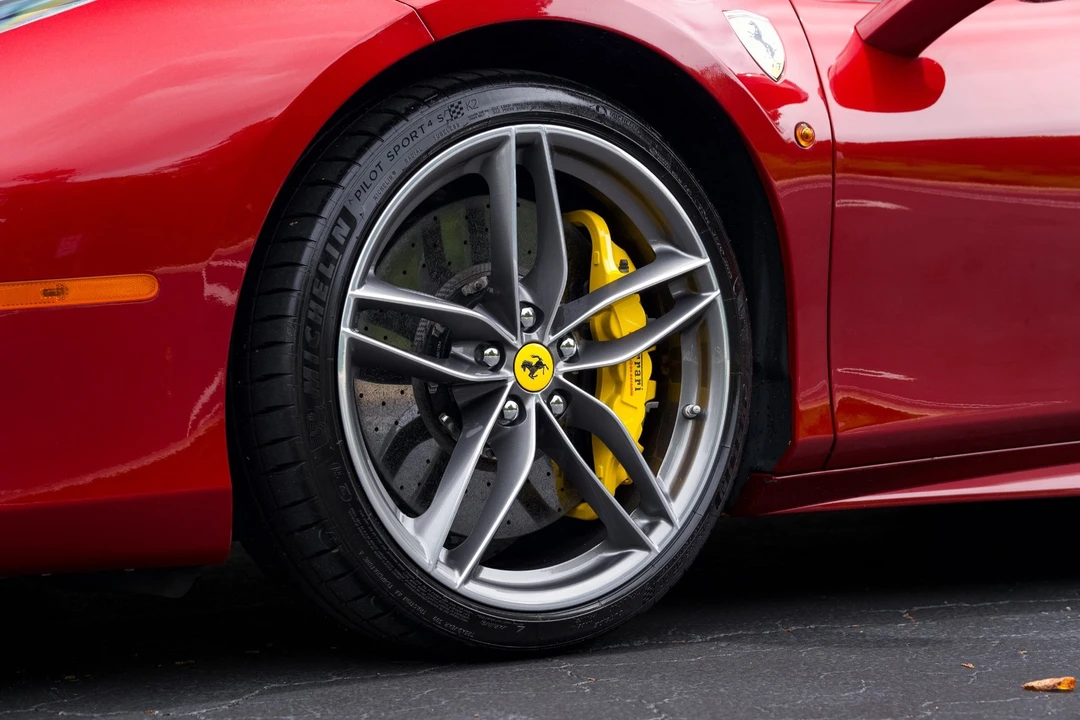 2019 Ferrari 488 Spider - Image 25 of 31