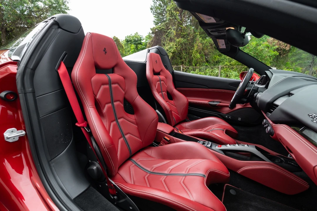 2019 Ferrari 488 Spider - Image 7 of 31