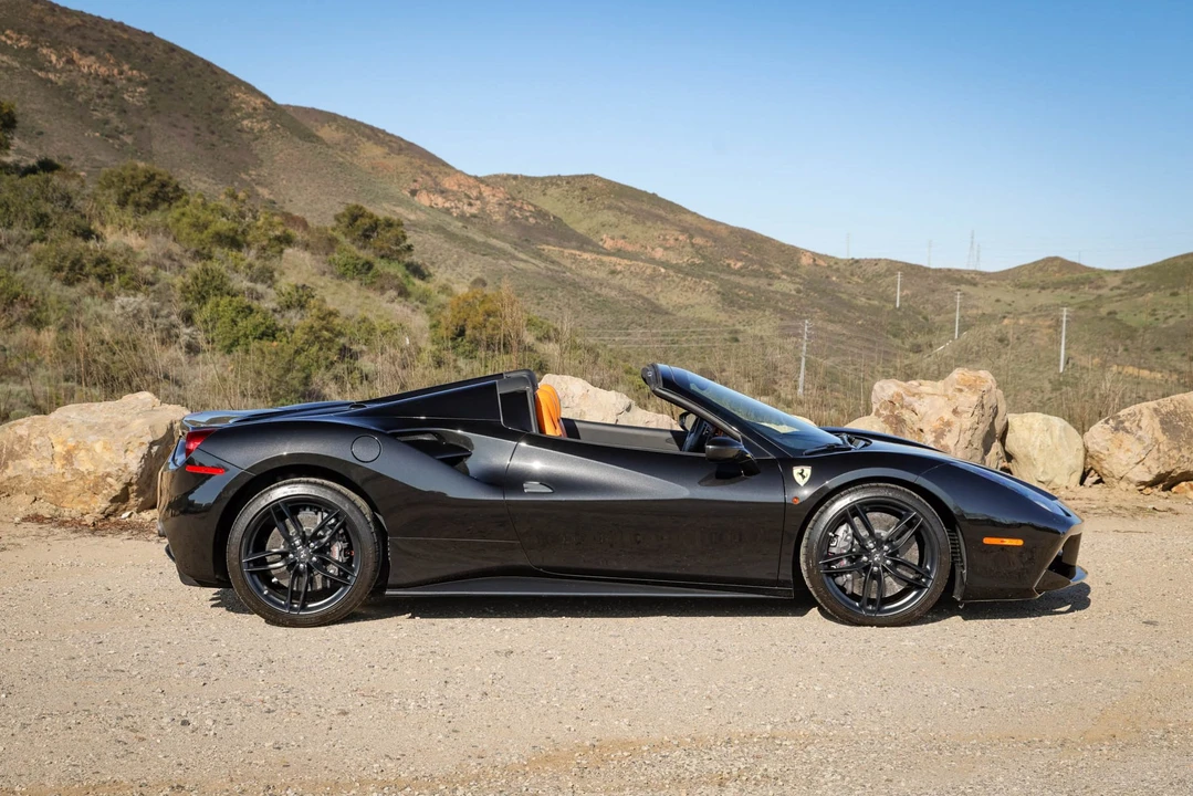 2019 Ferrari 488 Spider - Image 9 of 31