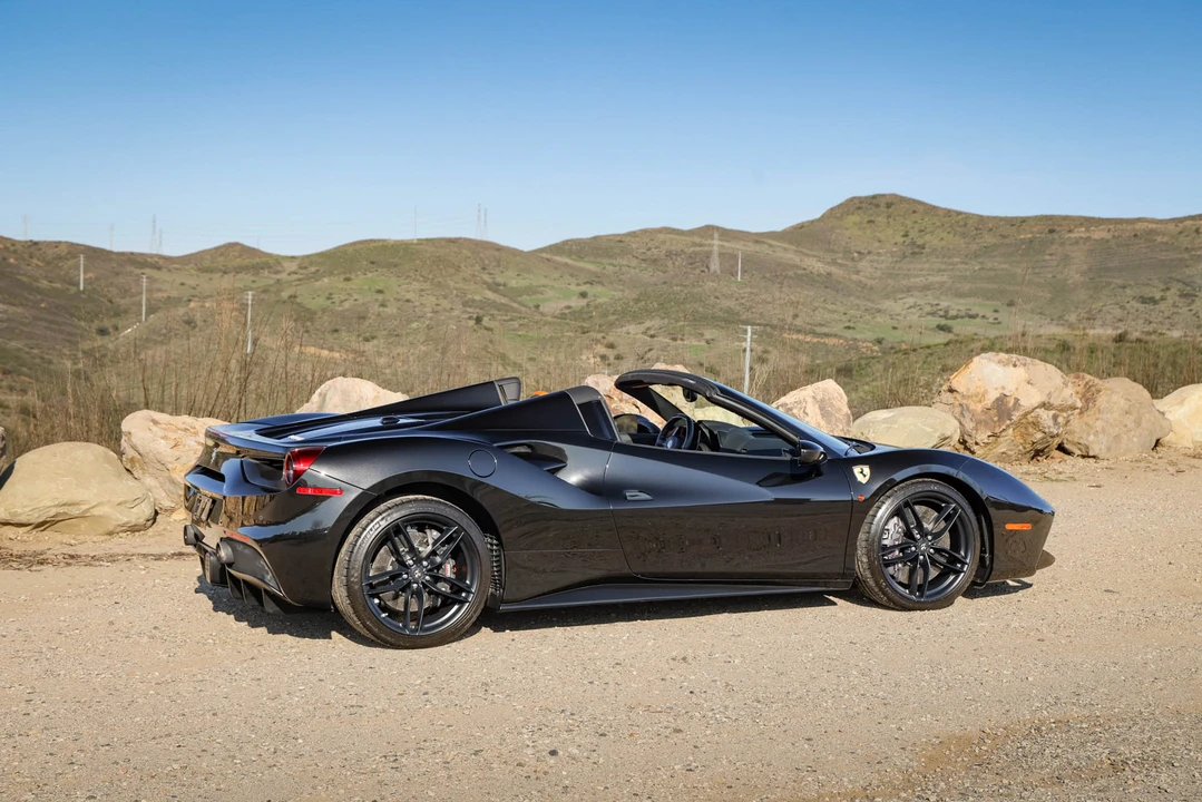 2019 Ferrari 488 Spider - Image 10 of 31