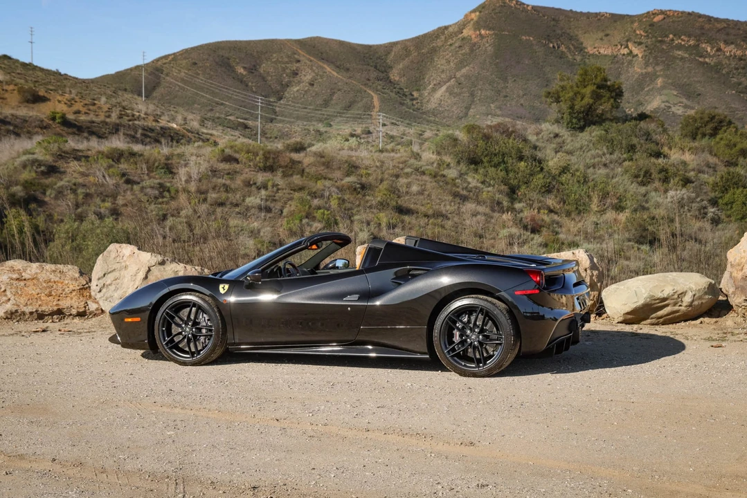 2019 Ferrari 488 Spider - Image 17 of 31