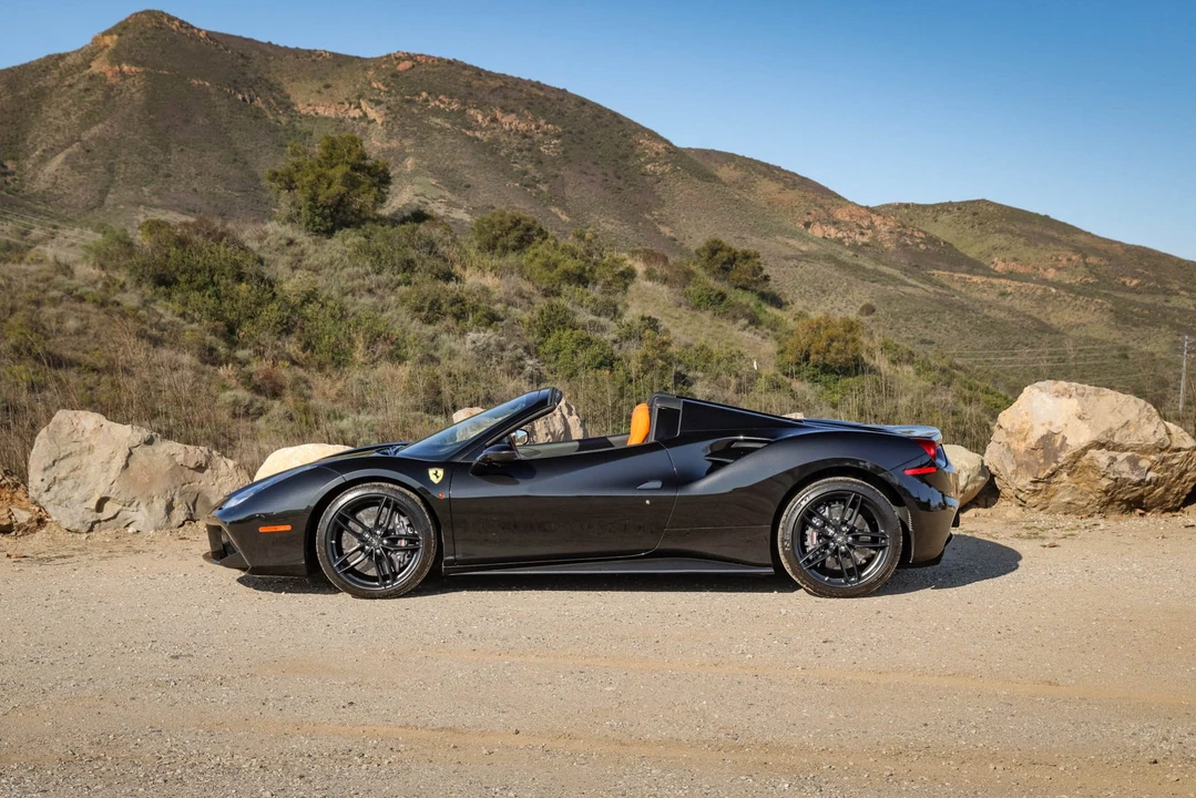 2019 Ferrari 488 Spider - Image 18 of 31