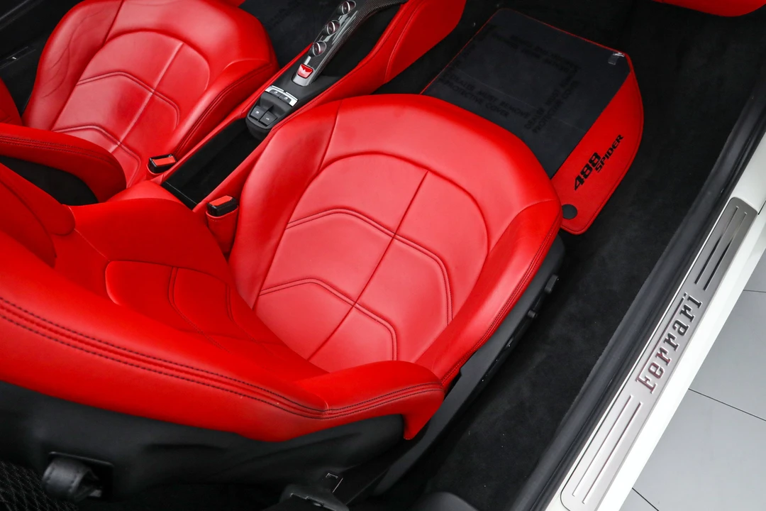 2019 Ferrari 488 Spider - Image 24 of 31