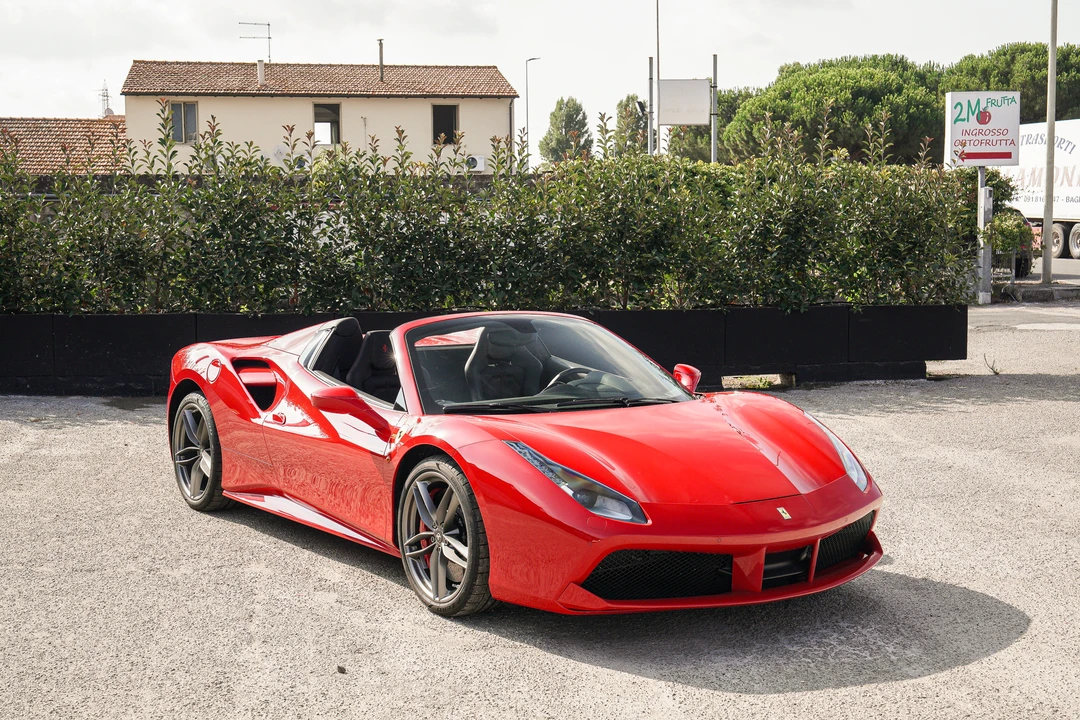 2019 Ferrari 488 Spider - Image 15 of 31