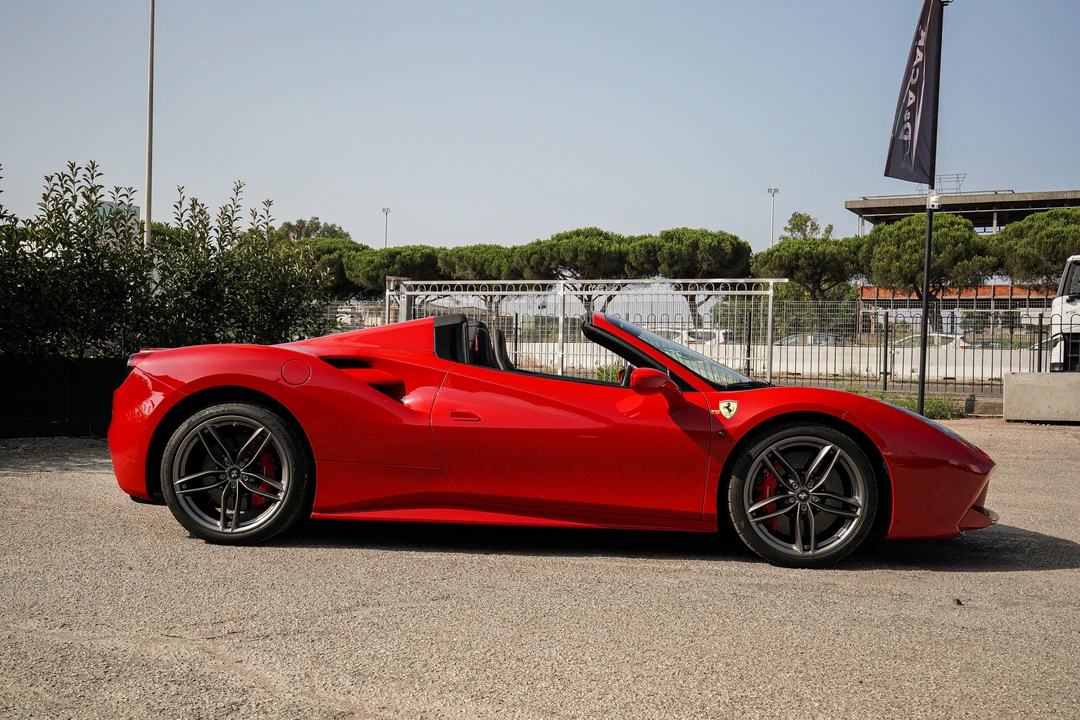 2019 Ferrari 488 Spider - Image 4 of 31