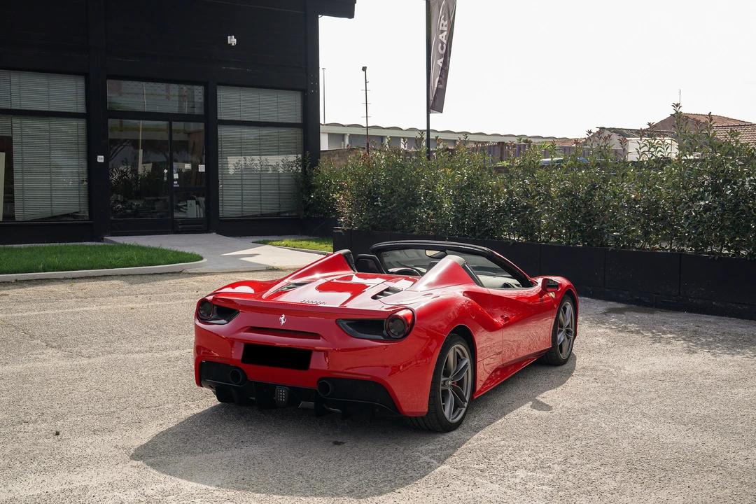 2019 Ferrari 488 Spider - Image 18 of 31