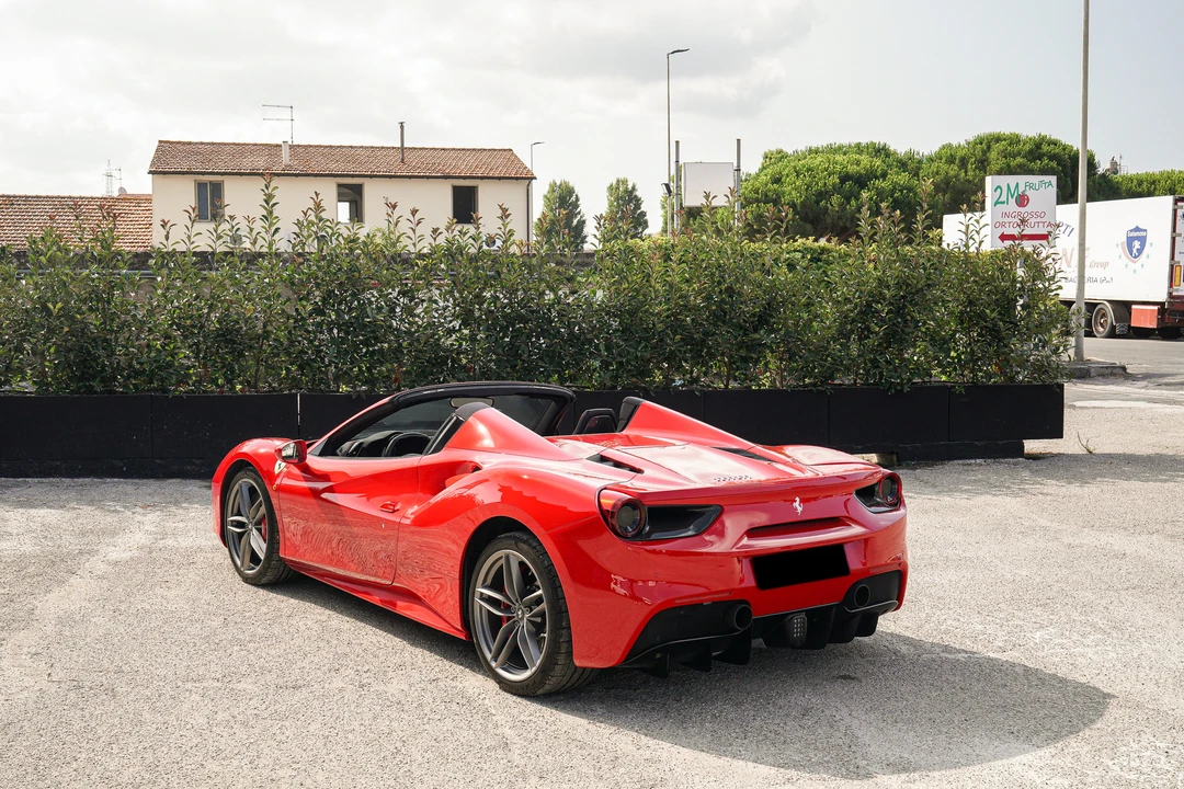 2019 Ferrari 488 Spider - Image 7 of 31