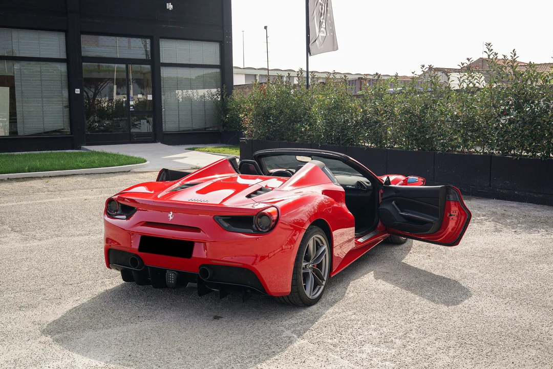 2019 Ferrari 488 Spider - Image 26 of 31