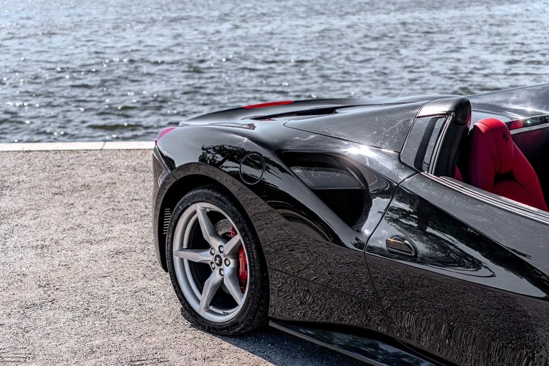 2018 Ferrari 488 Spider - Image 20 of 31
