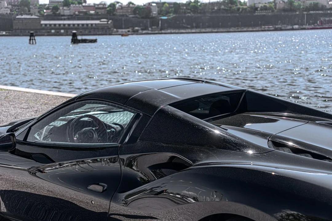 2018 Ferrari 488 Spider - Image 9 of 31