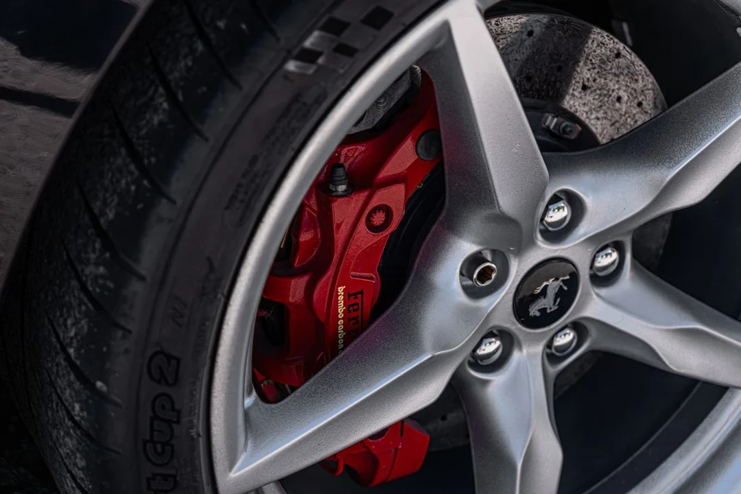 2018 Ferrari 488 Spider - Image 25 of 31