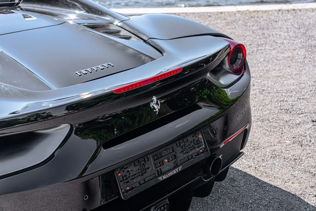 2018 Ferrari 488 Spider - Image 12 of 31