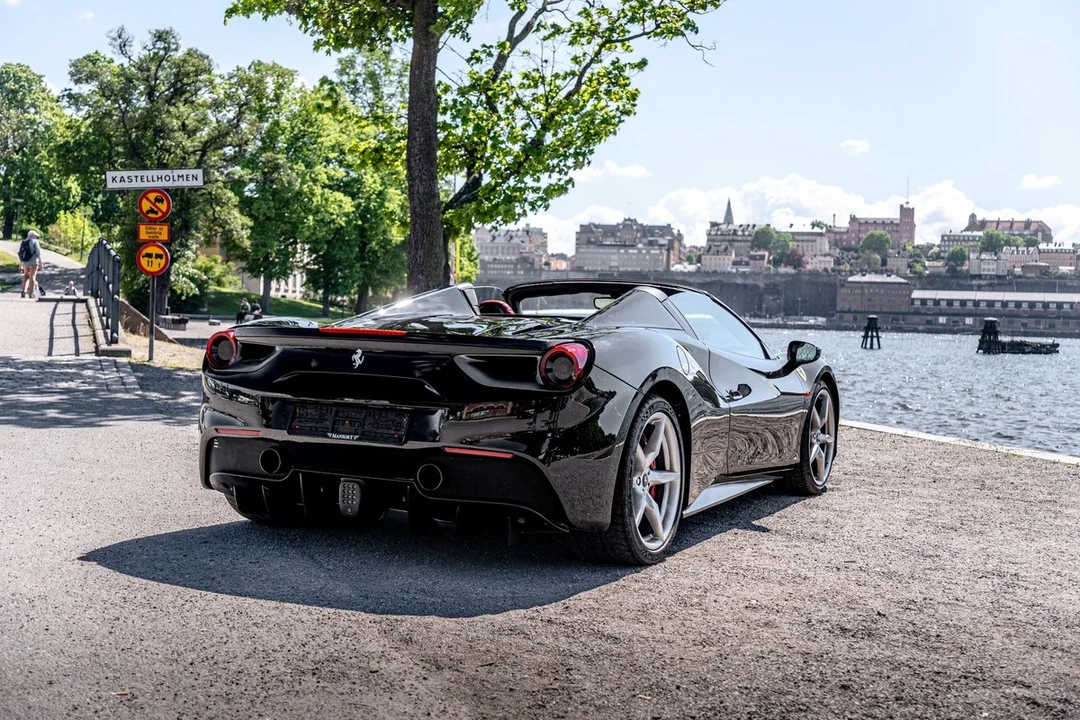 2018 Ferrari 488 Spider - Image 6 of 31