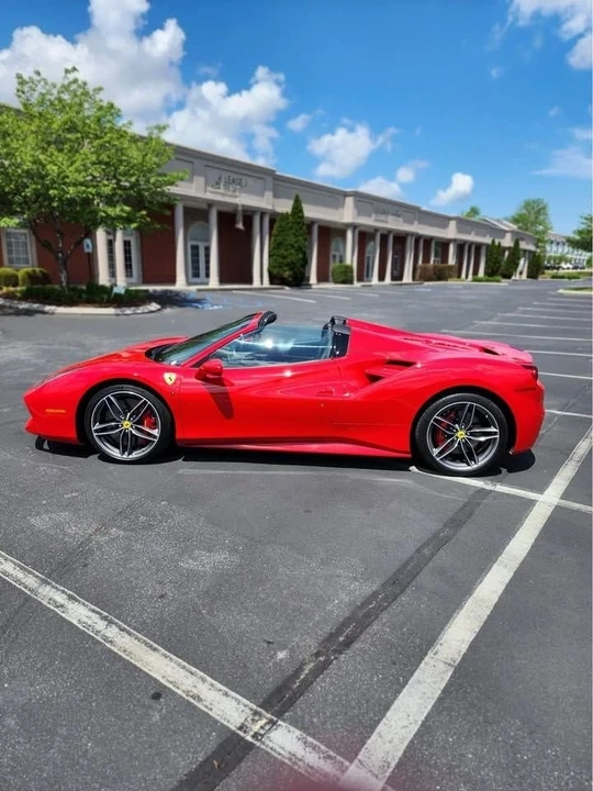 2019 Ferrari 488 GTB - Image 4 of 10