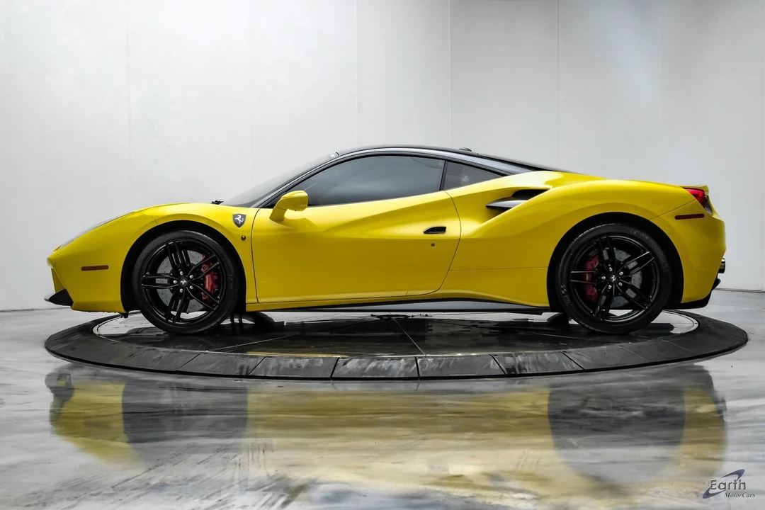 2019 Ferrari 488 GTB - Image 8 of 31