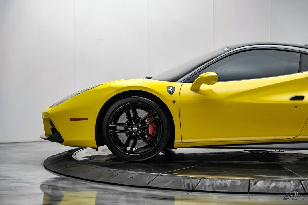 2019 Ferrari 488 GTB - Image 10 of 31