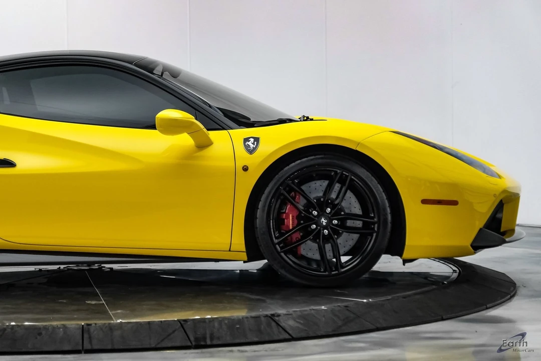 2019 Ferrari 488 GTB - Image 28 of 31