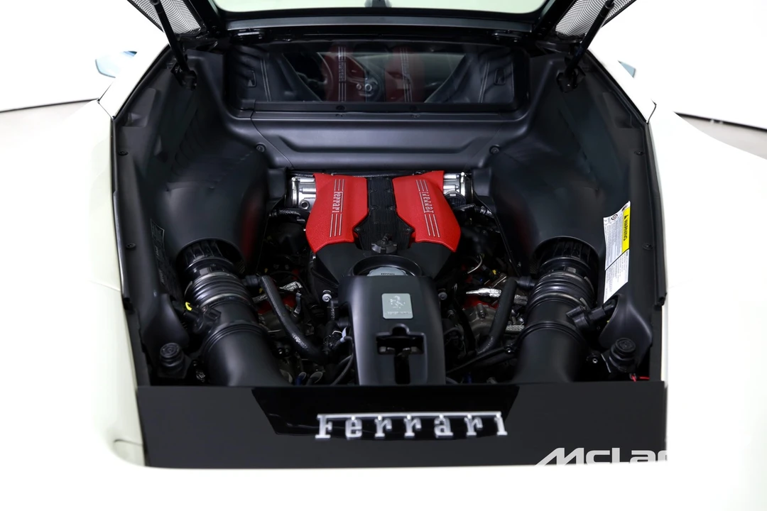 2019 Ferrari 488 - Image 24 of 31