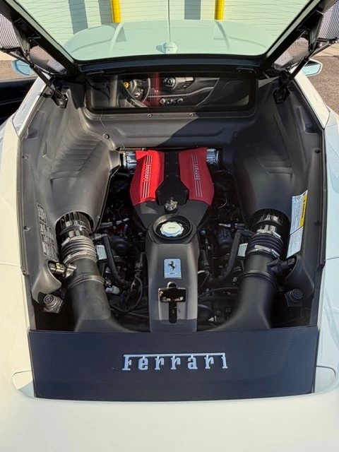 2019 Ferrari 488 - Image 16 of 31