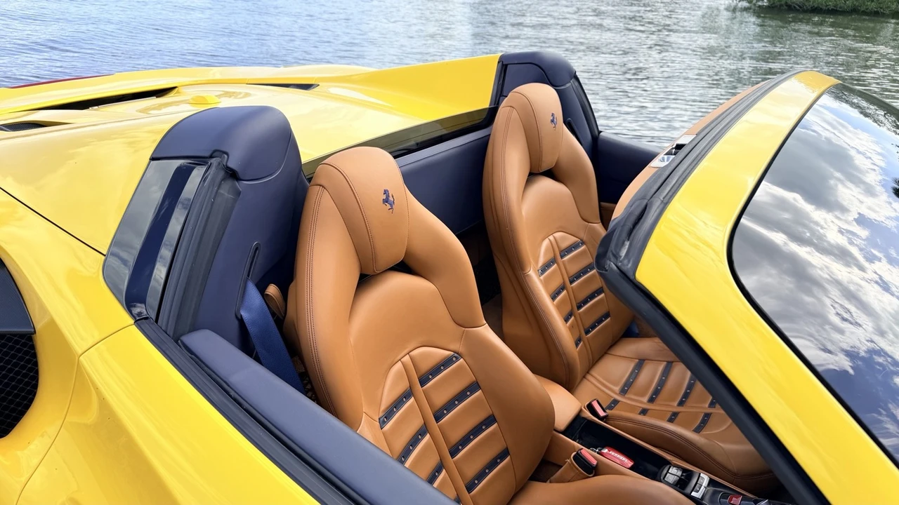 2019 Ferrari 488 - Image 16 of 16