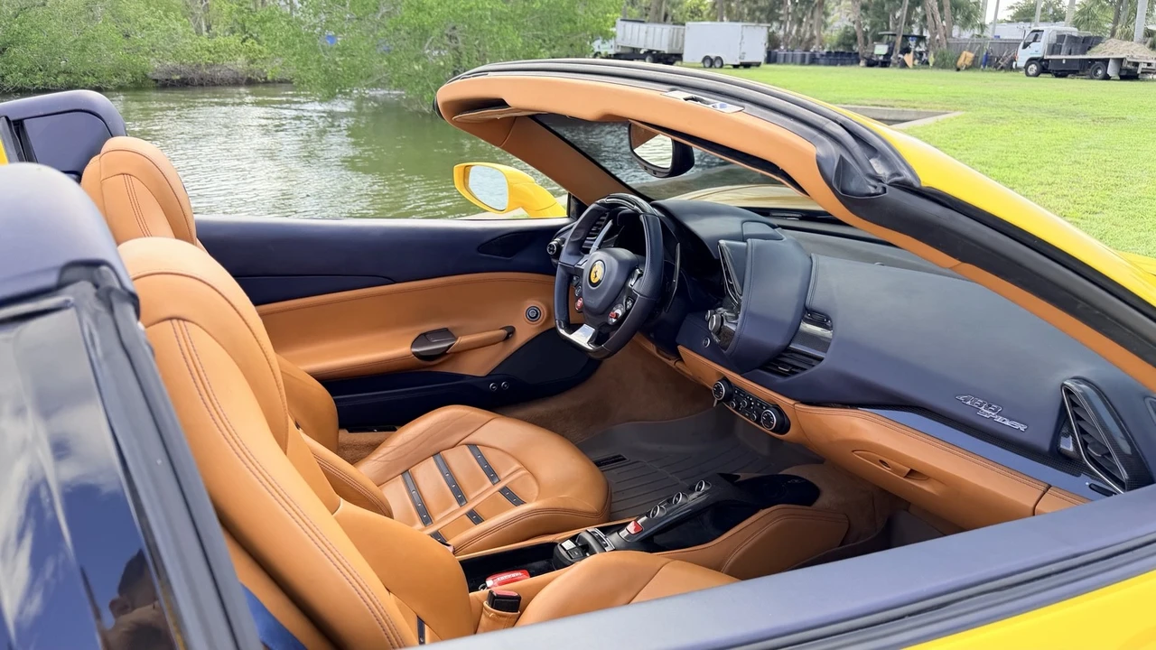2019 Ferrari 488 - Image 11 of 16