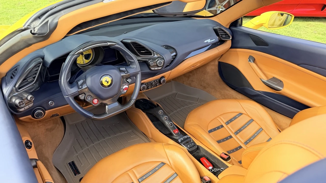 2019 Ferrari 488 - Image 14 of 16