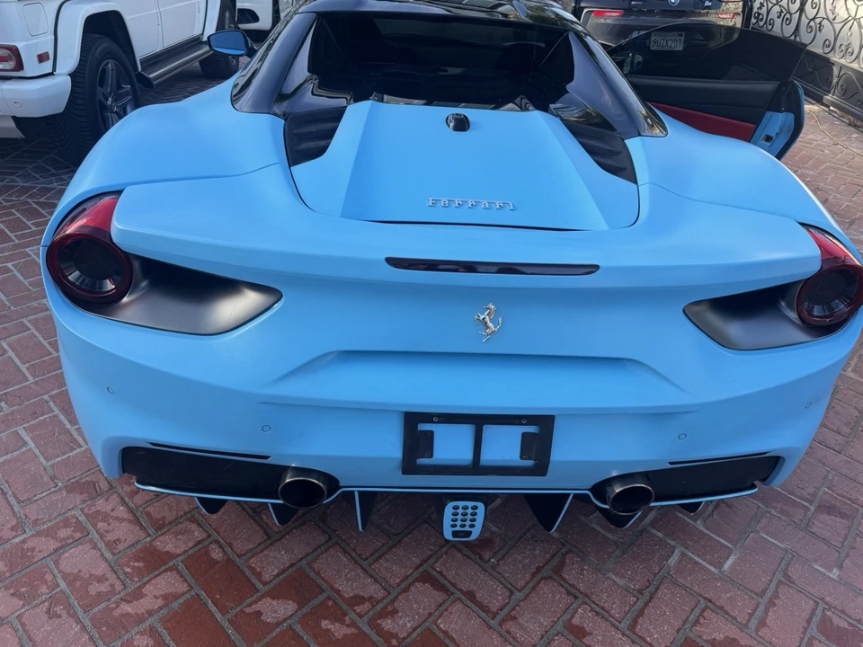 2019 Ferrari 488 - Image 17 of 21