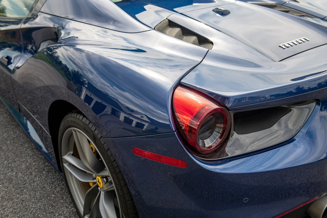 2019 Ferrari 488 - Image 26 of 31