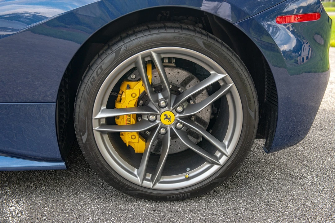 2019 Ferrari 488 - Image 30 of 31