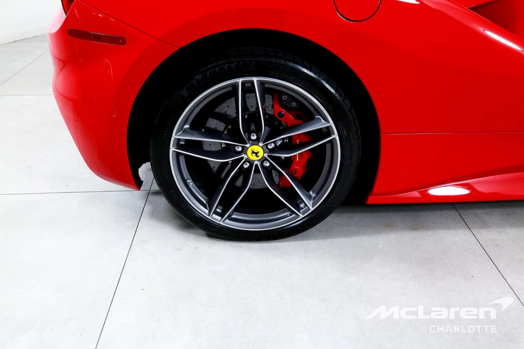 2019 Ferrari 488 - Image 28 of 31