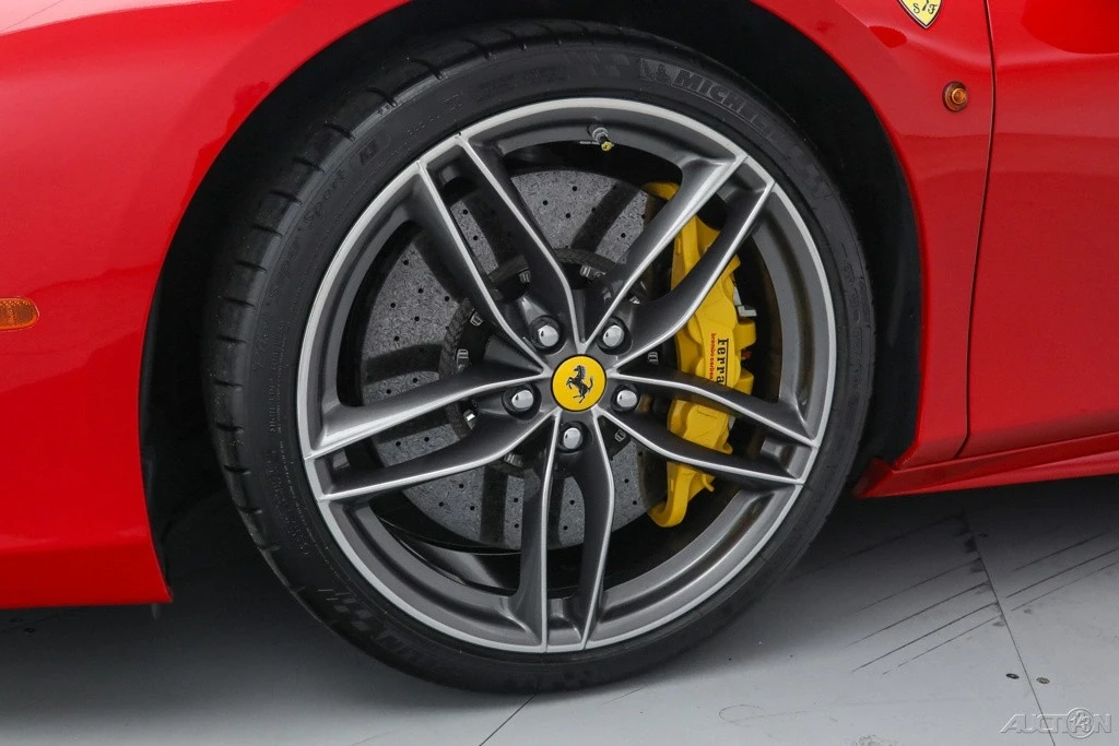 2019 Ferrari 488 GTB - Image 16 of 21