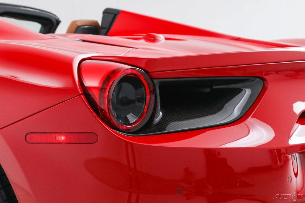 2019 Ferrari 488 GTB - Image 18 of 21