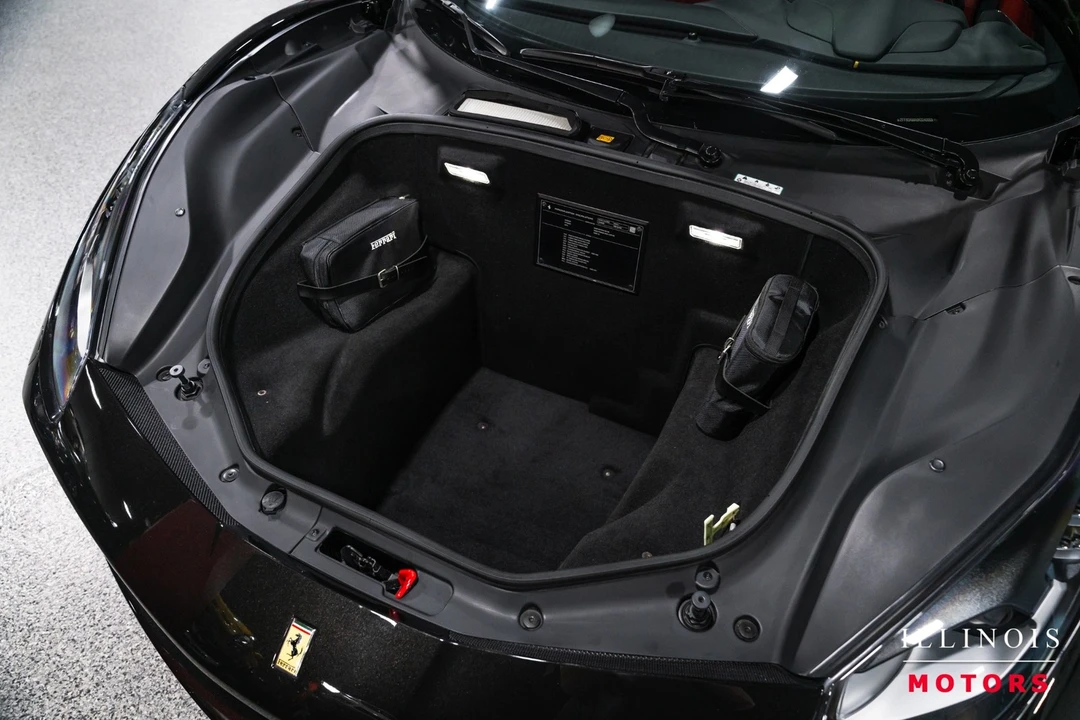 2019 Ferrari 488 - Image 17 of 31