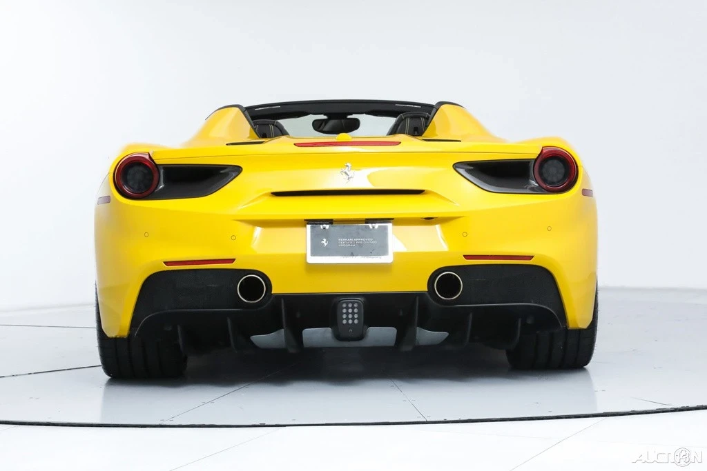 2019 Ferrari 488 - Image 9 of 21