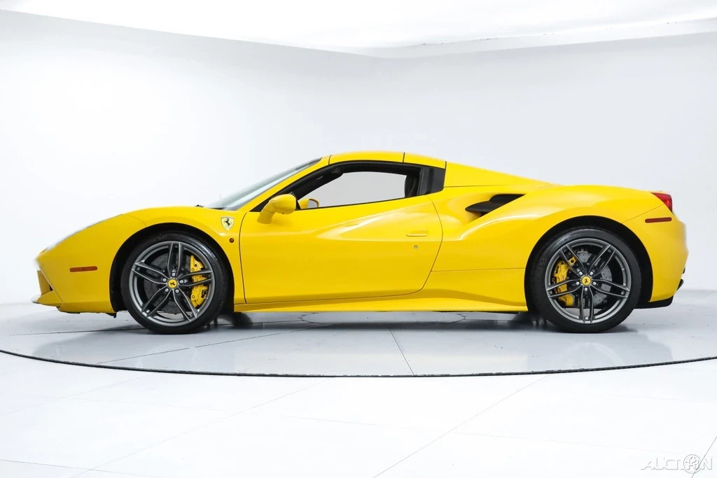 2019 Ferrari 488 - Image 7 of 21