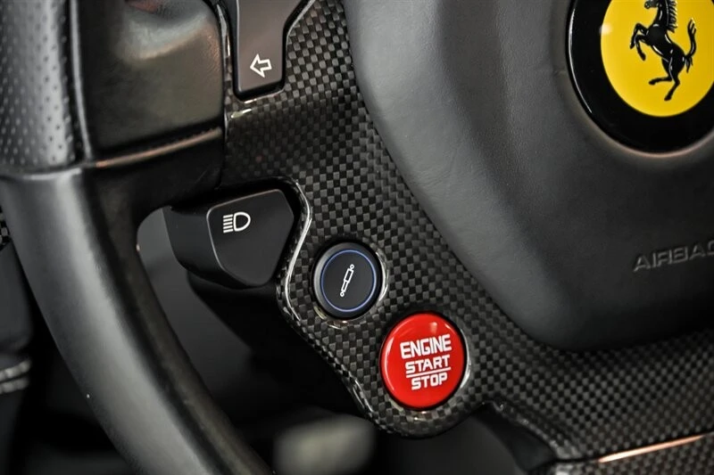 2019 Ferrari 488 - Image 22 of 31