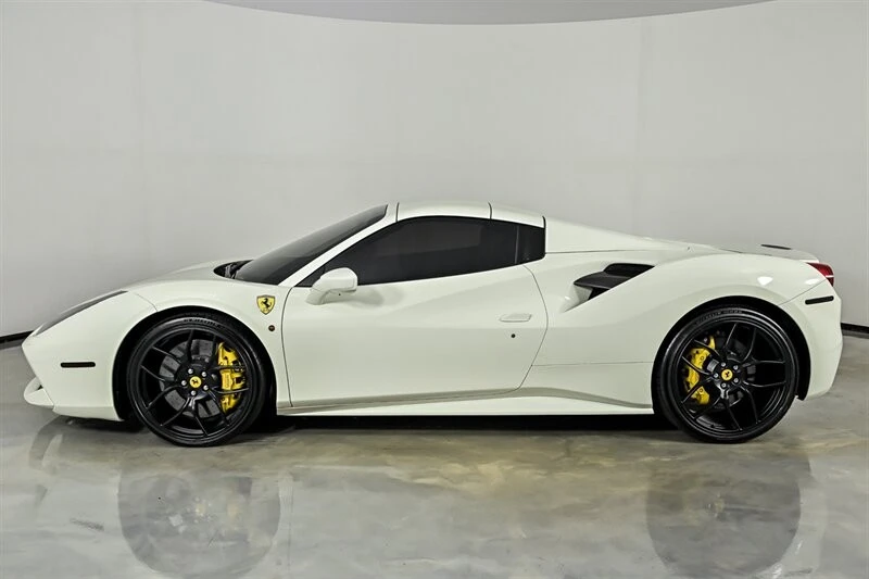 2019 Ferrari 488 - Image 15 of 31
