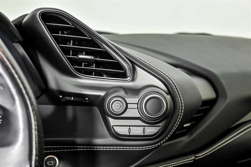 2019 Ferrari 488 - Image 27 of 31