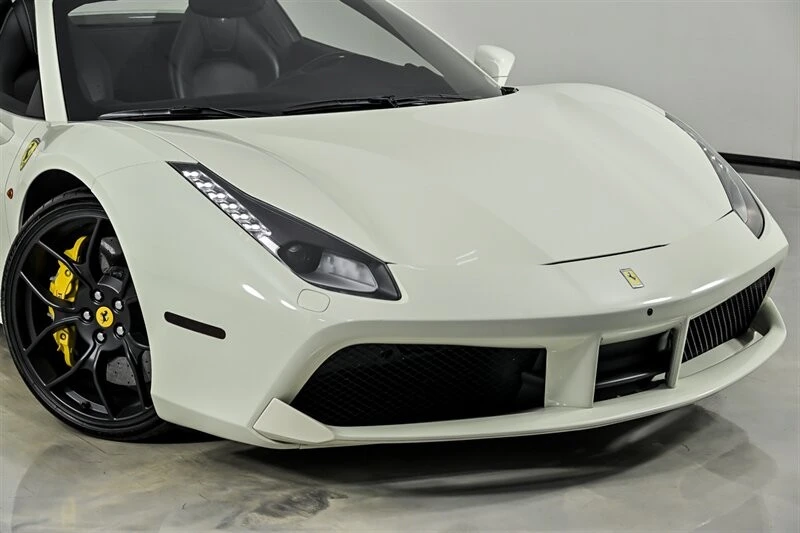 2019 Ferrari 488 - Image 2 of 31