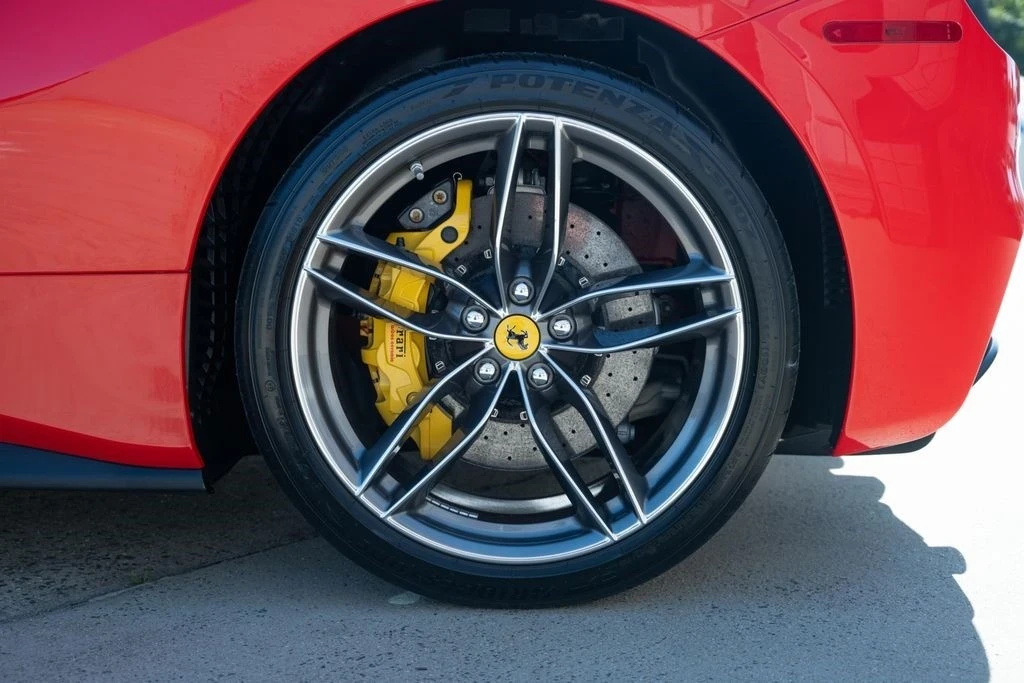 2019 Ferrari 488 - Image 20 of 21