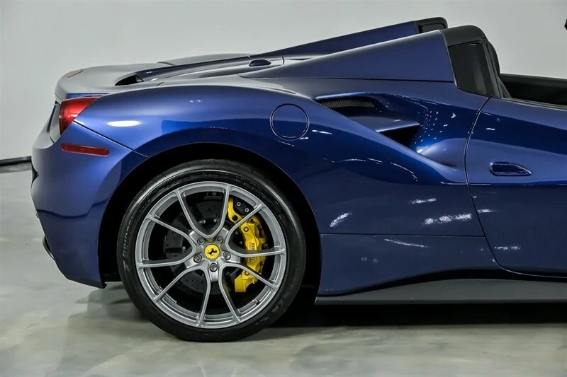 2019 Ferrari 488 - Image 13 of 21