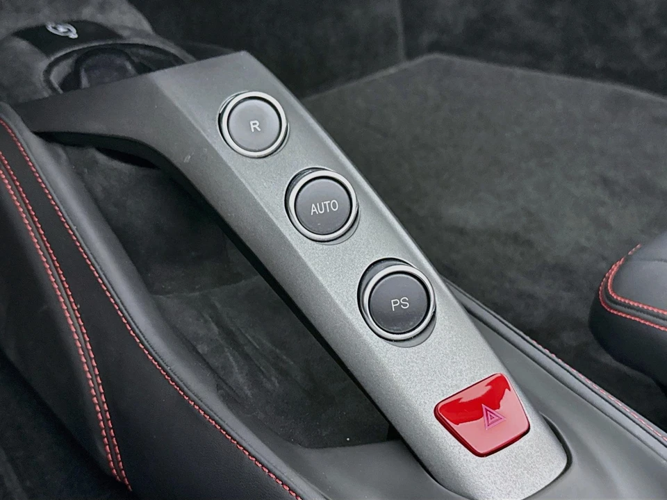2019 Ferrari 488 - Image 18 of 31