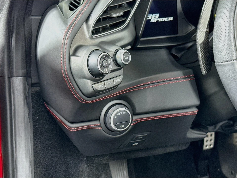 2019 Ferrari 488 - Image 10 of 31