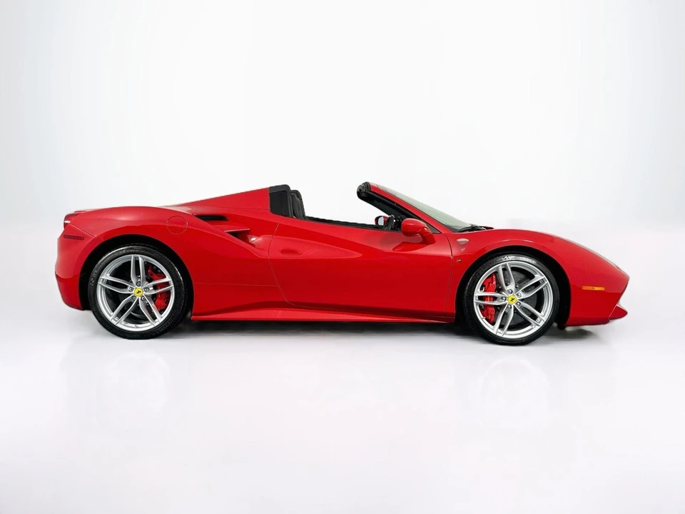 2019 Ferrari 488 - Image 4 of 31