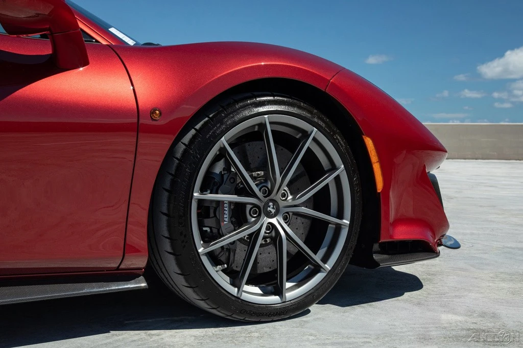 2019 Ferrari 488 - Image 19 of 21