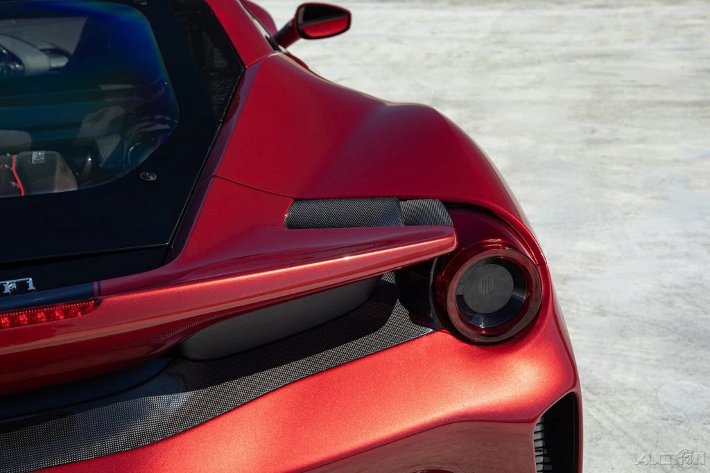 2019 Ferrari 488 - Image 18 of 21
