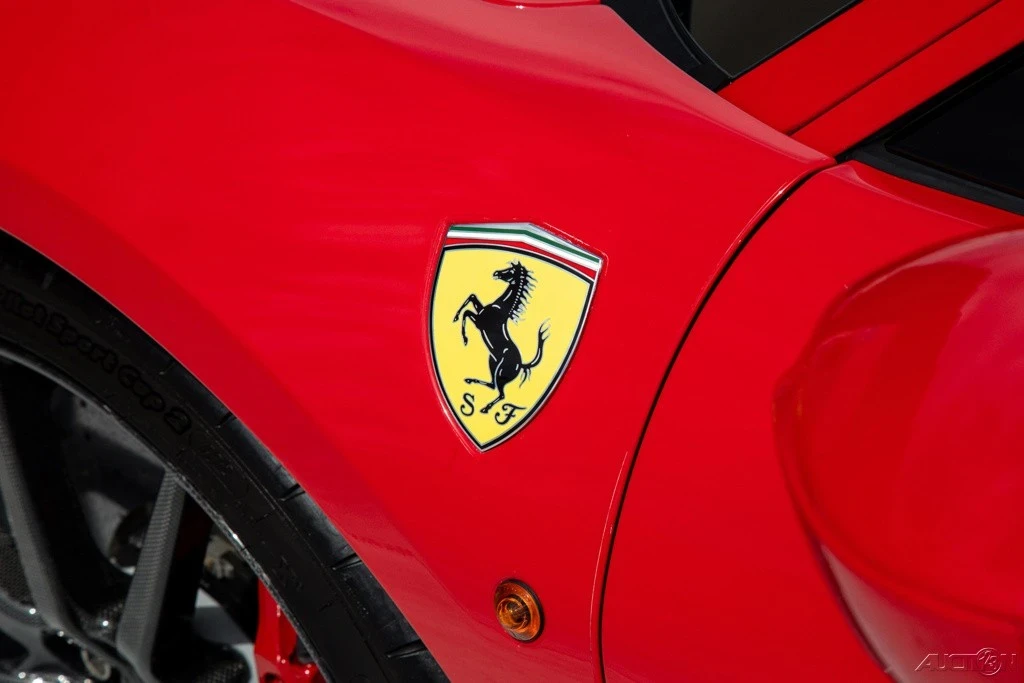 2019 Ferrari 488 - Image 14 of 21